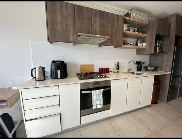 1 BEDROOM APARTMENT TO LET IN TABLE VIEW